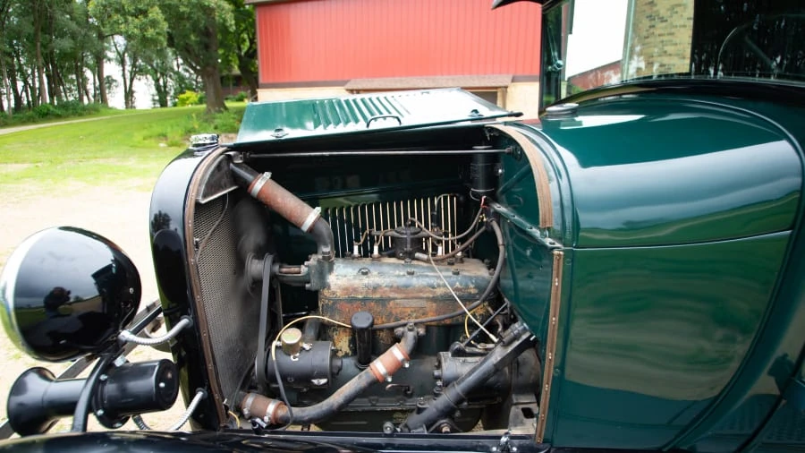 1929 Ford Model A Pickup & Model AA - Image 16 of 18