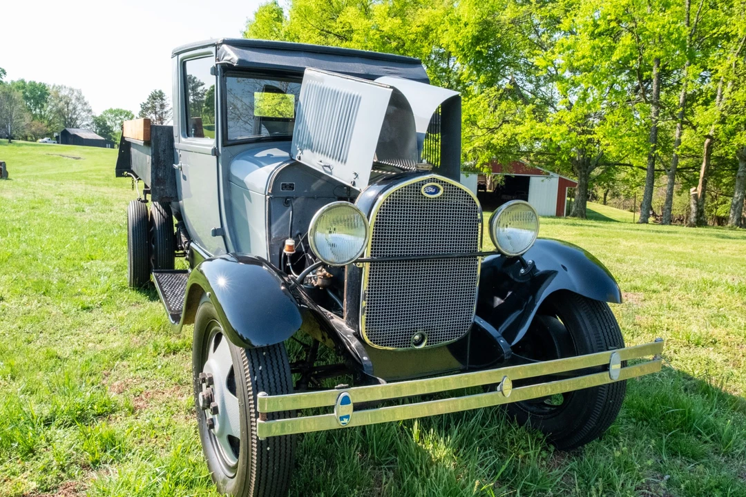 1929 Ford Model A Pickup & Model AA - Image 5 of 31