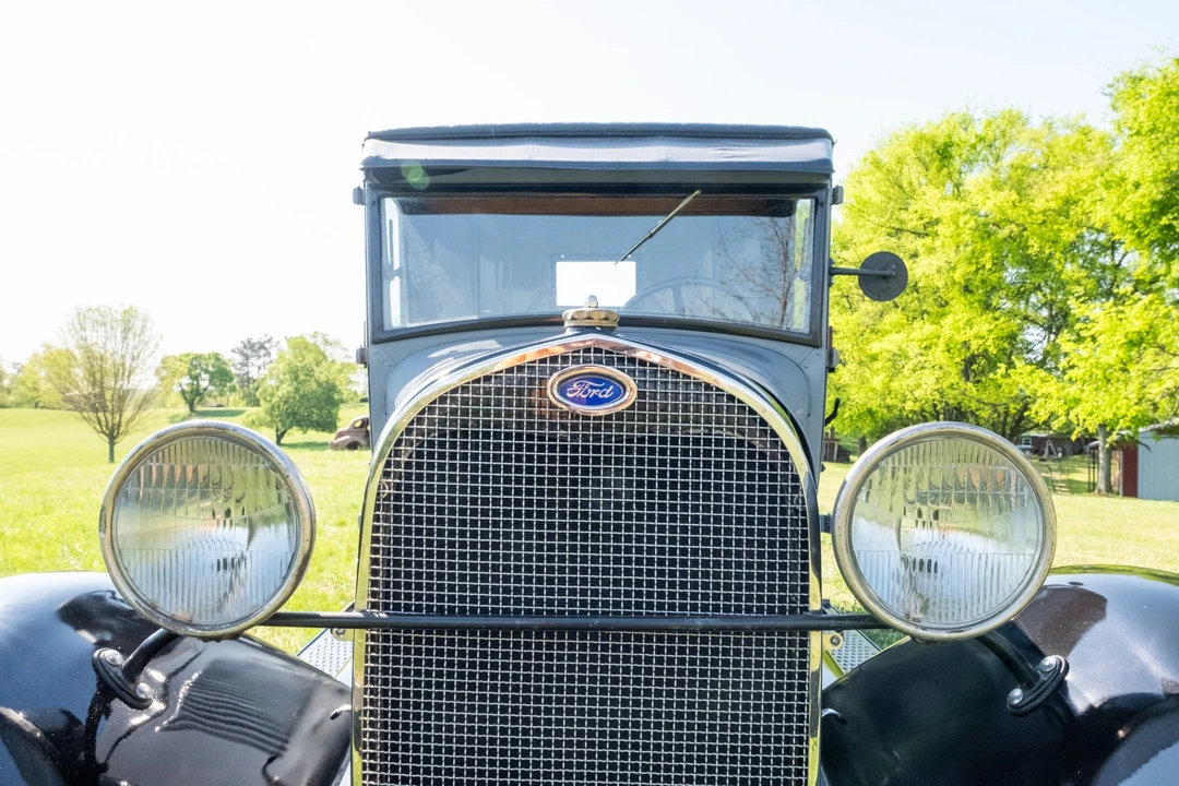 1929 Ford Model A Pickup & Model AA - Image 13 of 31