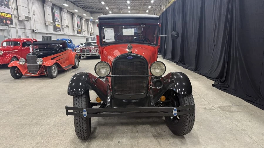 1929 Ford Model A Pickup & Model AA - Image 3 of 7