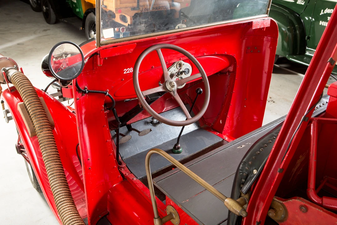 1929 Ford Model A Pickup & Model AA - Image 3 of 4