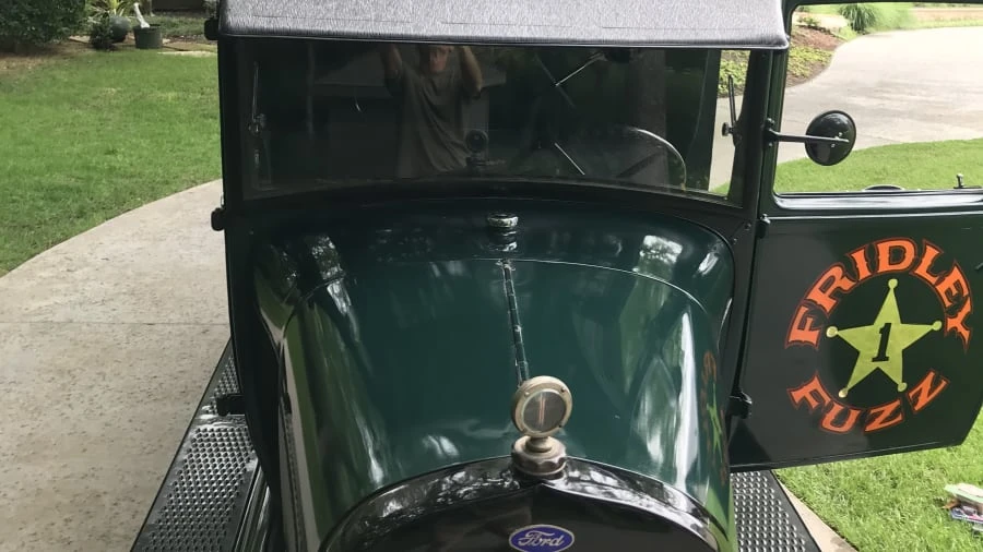 1929 Ford Model A Pickup & Model AA - Image 4 of 10