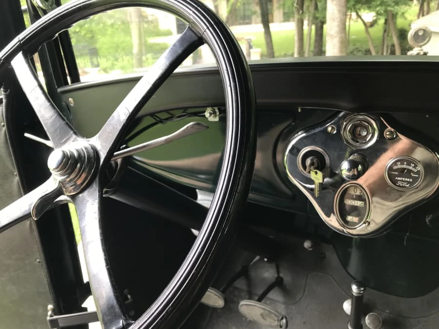 1929 Ford Model A Pickup & Model AA - Image 9 of 10