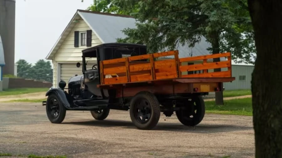 1929 Ford Model A Pickup & Model AA - Image 7 of 10
