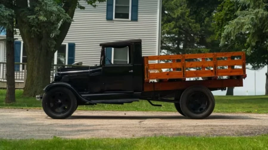 1929 Ford Model A Pickup & Model AA - Image 6 of 10