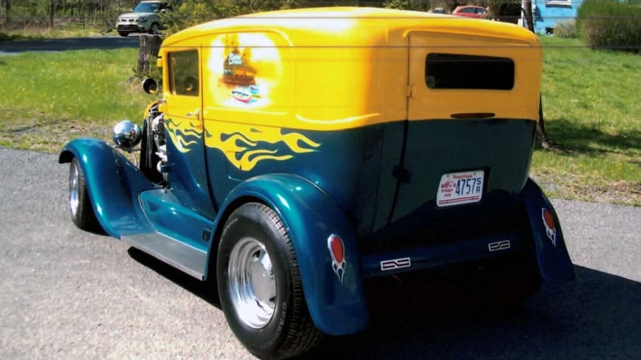 1929 Ford Model A Pickup & Model AA - Image 3 of 10