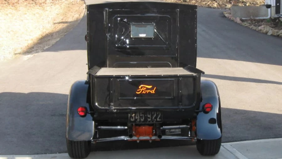 1929 Ford Model A Pickup & Model AA - Image 3 of 4