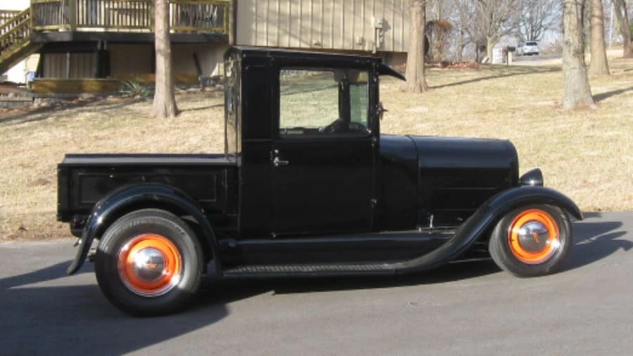1929 Ford Model A Pickup & Model AA - Image 4 of 4