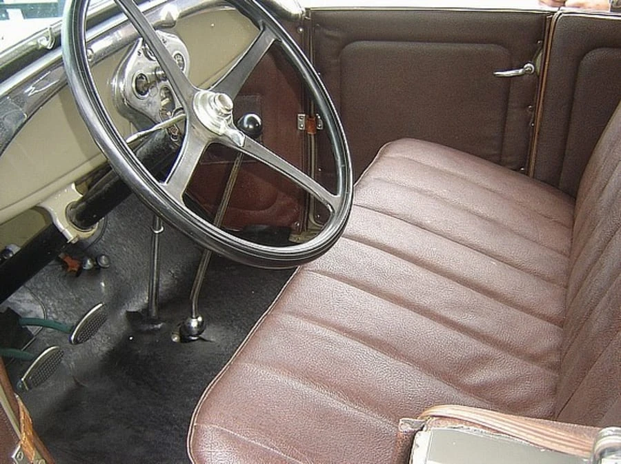 1929 Ford Model A Pickup & Model AA - Image 4 of 8