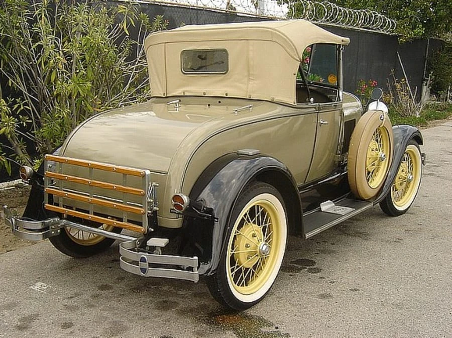 1929 Ford Model A Pickup & Model AA - Image 5 of 8