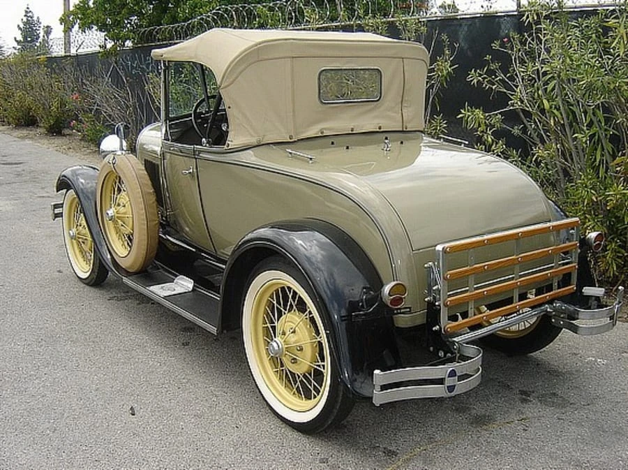 1929 Ford Model A Pickup & Model AA - Image 7 of 8
