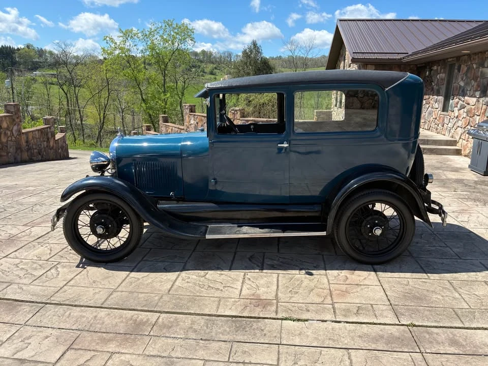 Ford Model A - Image 2 of 12