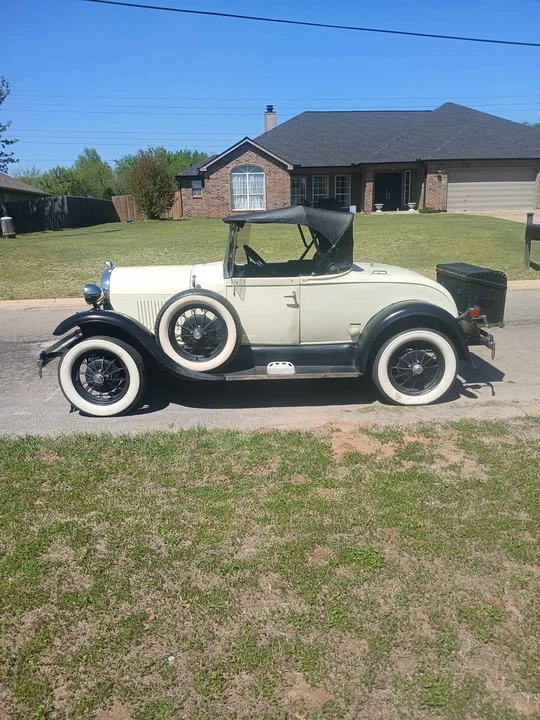 Ford Replica - Image 8 of 10