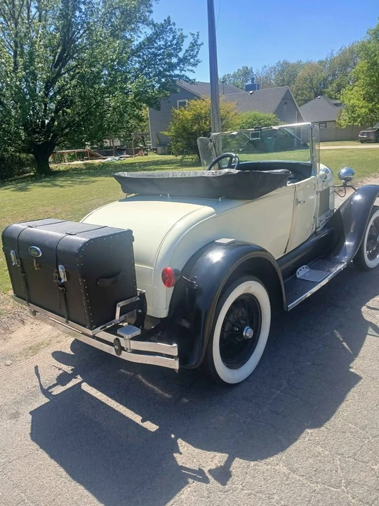 Ford Replica - Image 4 of 10