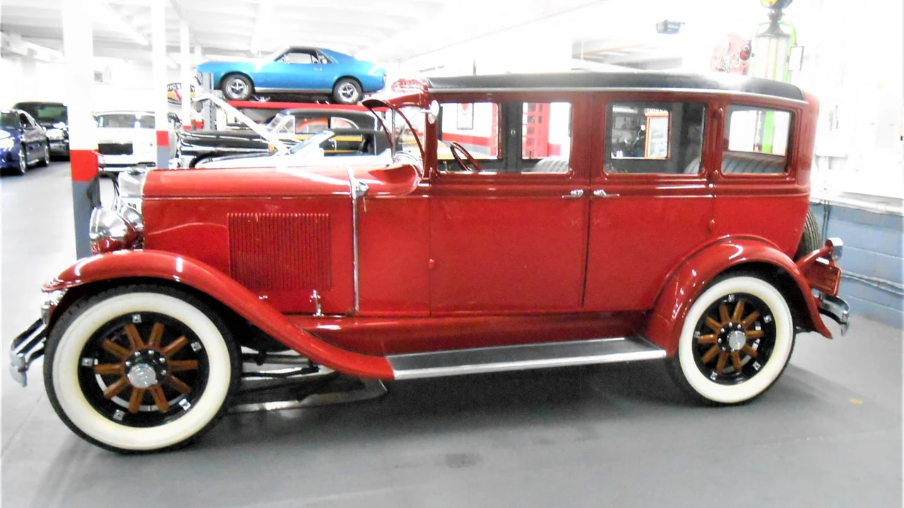 1929 Graham - Image 2 of 10