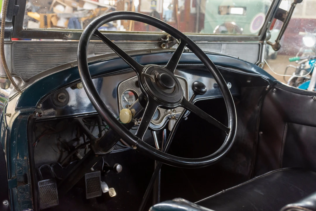 1929 LaSalle - Image 17 of 31