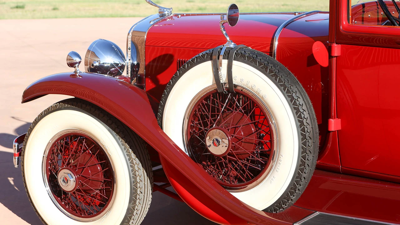 1929 LaSalle - Image 23 of 31