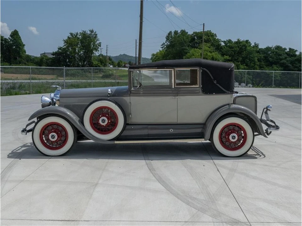 1929 Lincoln Zephyr - Image 9 of 31