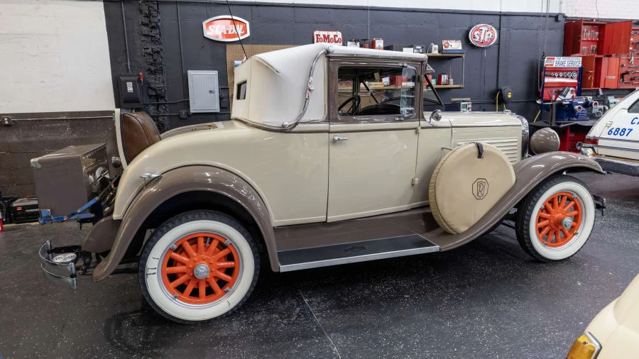 1929 Marmon - Image 2 of 31