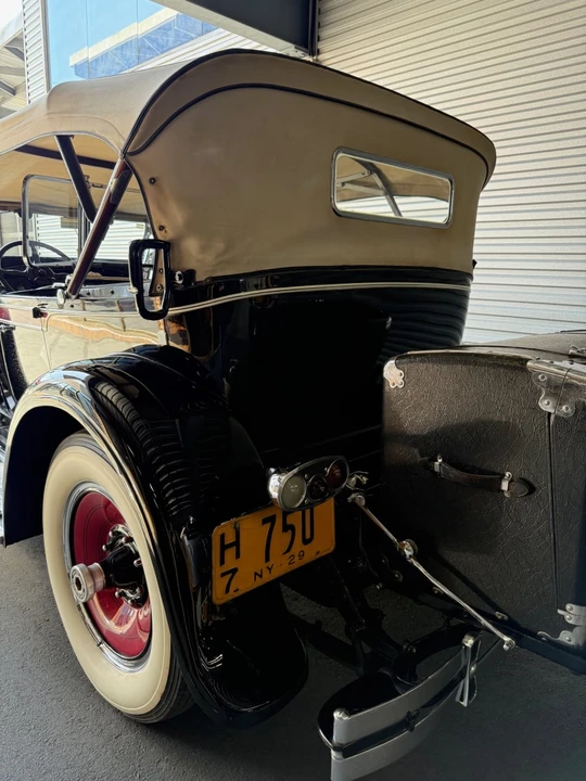 1929 Packard Eight - Image 11 of 22