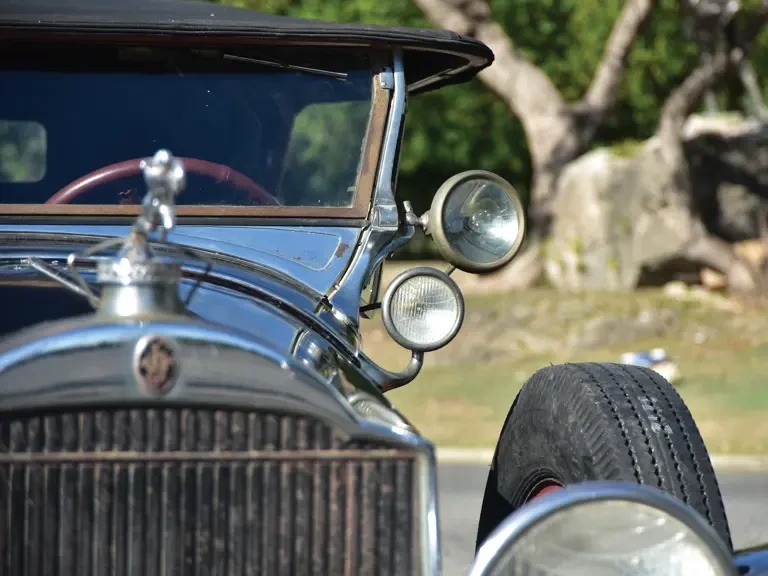 1929 Packard Eight - Image 13 of 18
