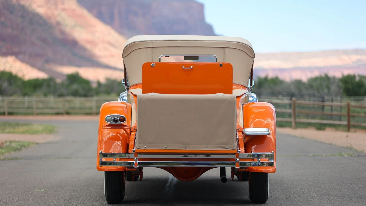 1929 Packard Eight - Image 30 of 31