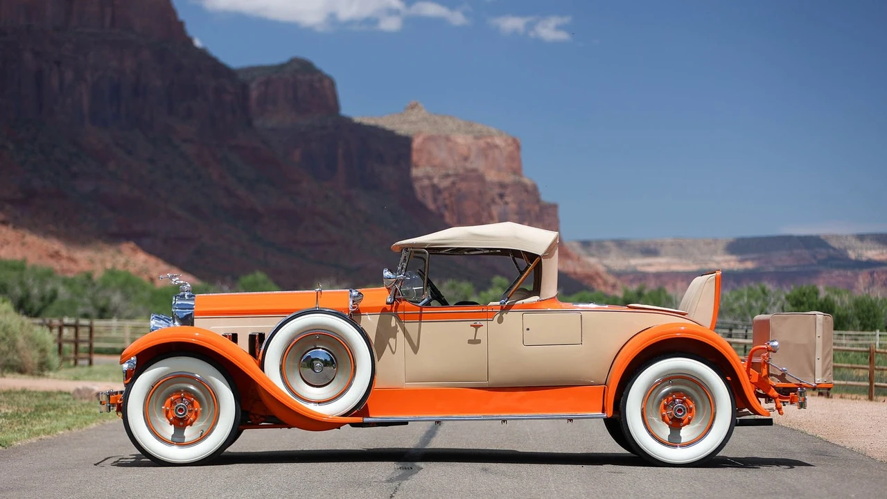 1929 Packard Eight - Image 14 of 31