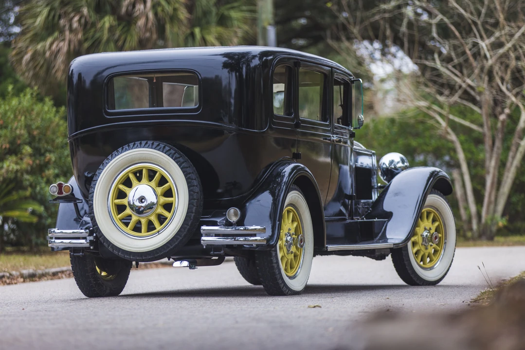 1929 Packard Eight - Image 2 of 31