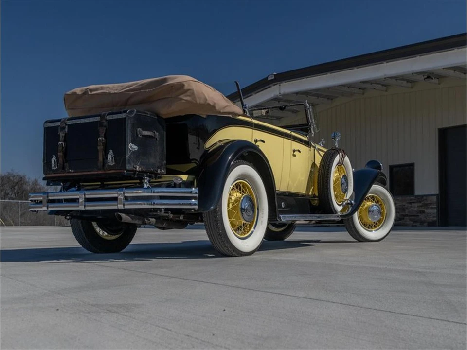 1929 Pierce-Arrow - Image 8 of 31