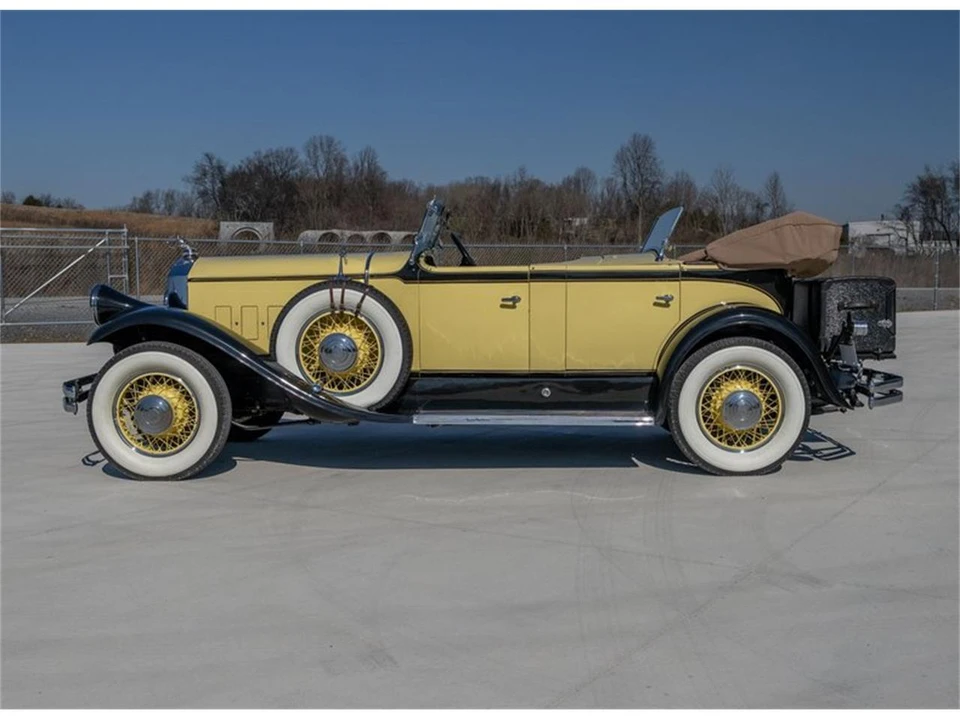 1929 Pierce-Arrow - Image 2 of 31