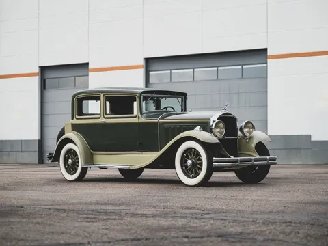 1929 Pierce-Arrow Model 133 Club Brougham
