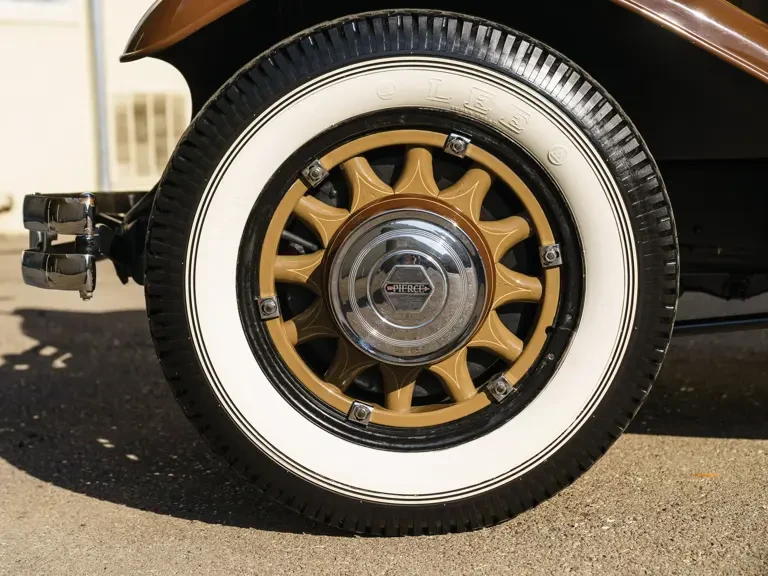 1929 Pierce-Arrow - Image 17 of 31