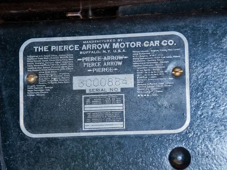 1929 Pierce-Arrow - Image 9 of 25