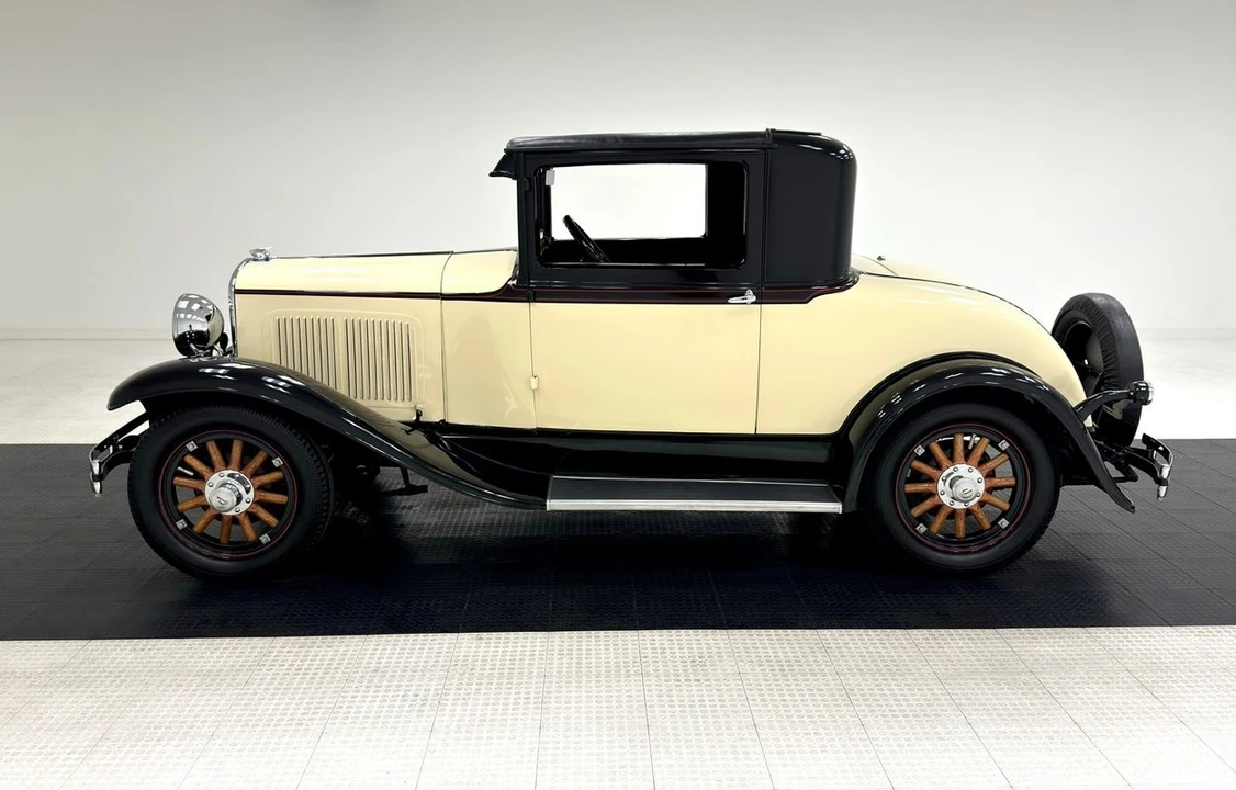 1929 Plymouth Deluxe & Special Deluxe - Image 2 of 31