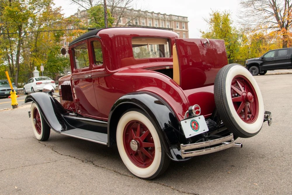 1929 Studebaker - Image 7 of 31