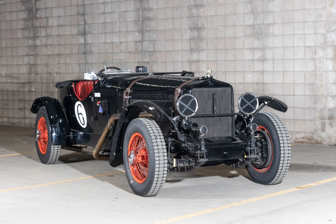 Stutz Vertical Eight - Image 3 of 10