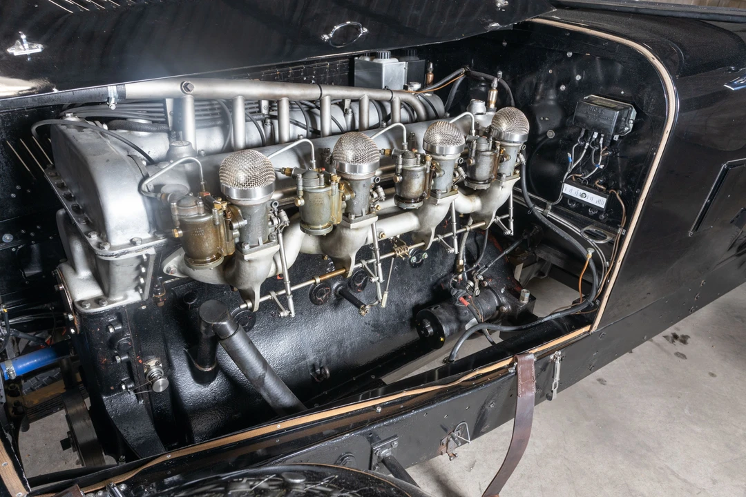 Stutz Vertical Eight - Image 6 of 10