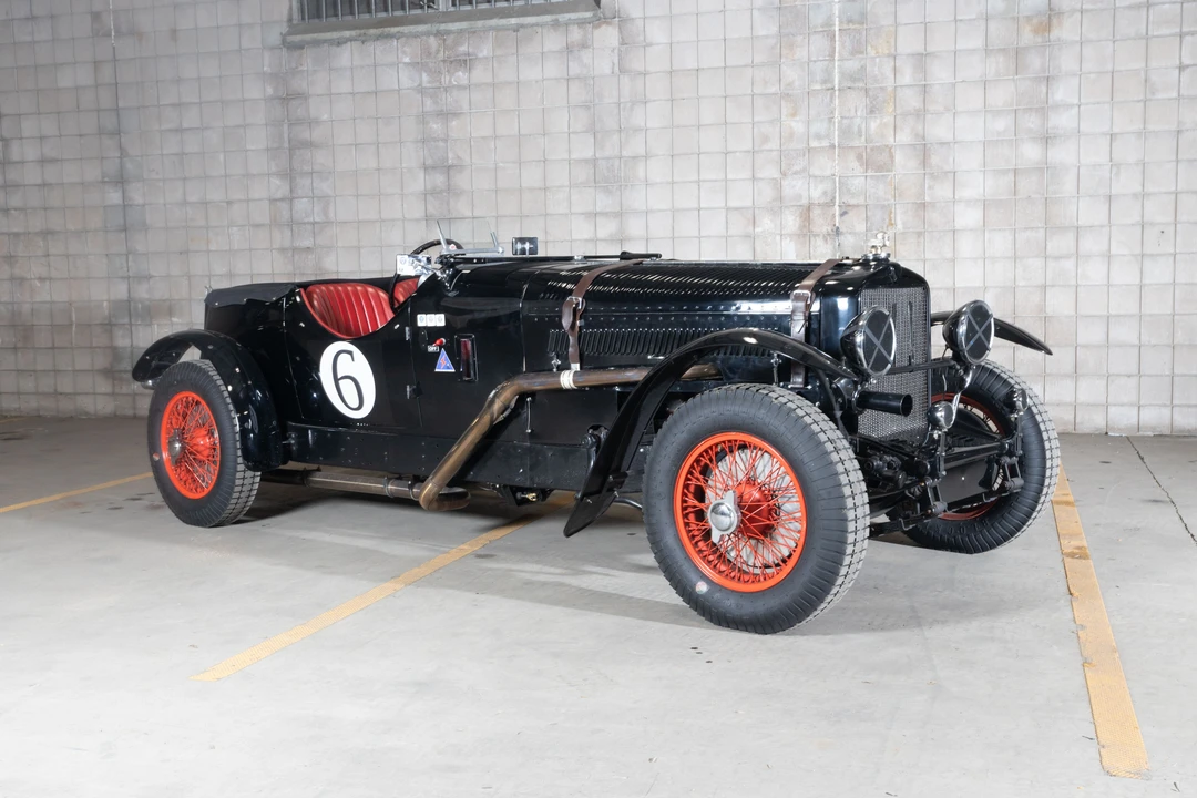 Stutz Vertical Eight - Image 4 of 10