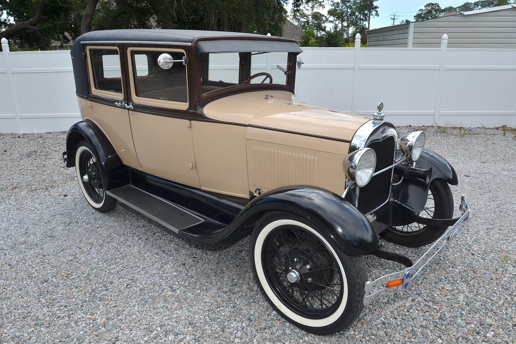 1929 Ford Model A Sedan