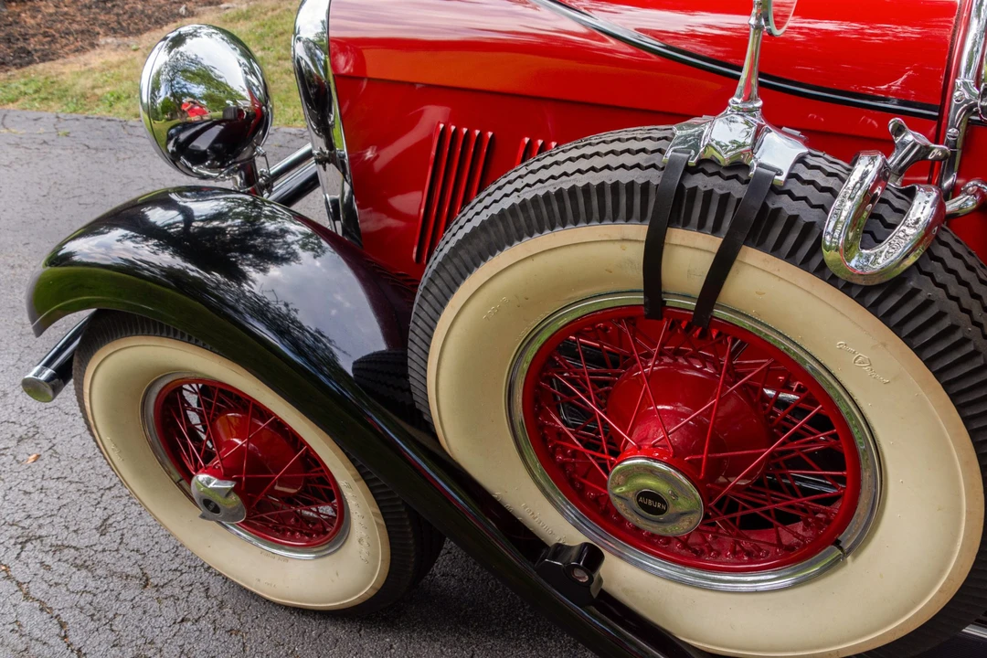 1930 Auburn Eight - Image 19 of 31