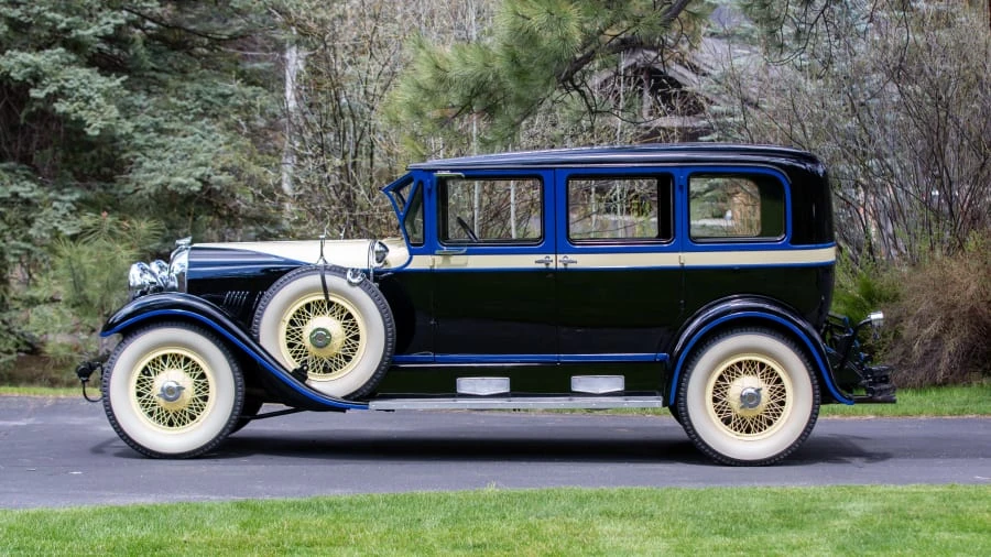 1930 Auburn Eight - Image 2 of 19