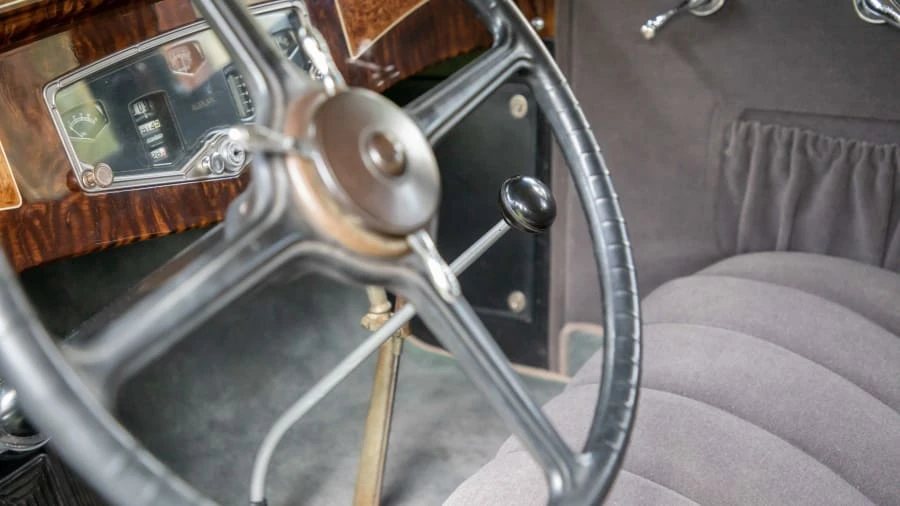 1930 Auburn Eight - Image 9 of 19
