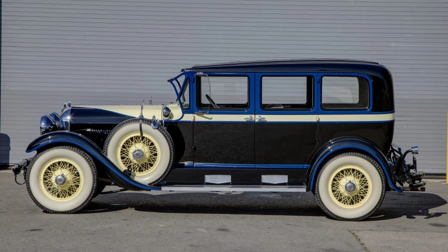 1930 Auburn Eight - Image 2 of 11