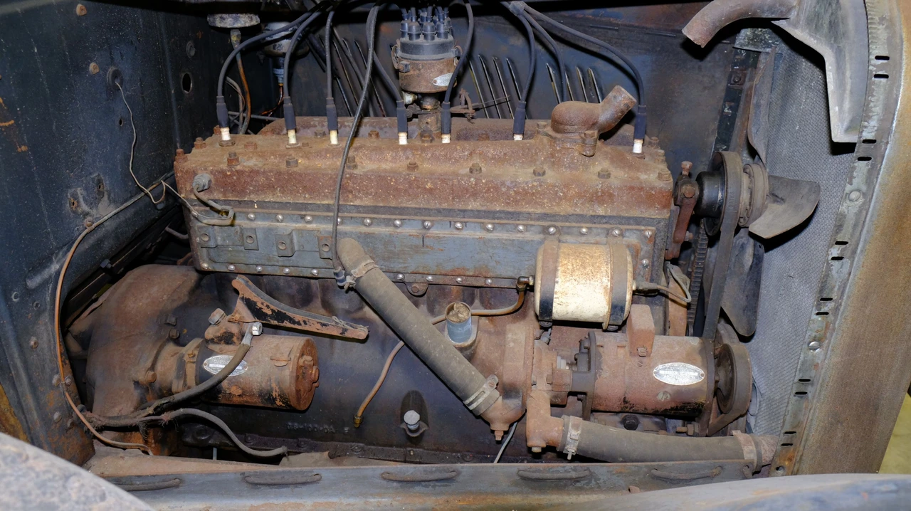 1930 Auburn Eight - Image 6 of 15