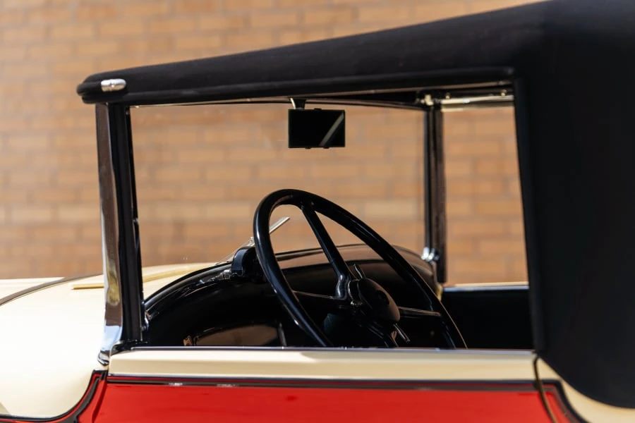 1930 Auburn Eight - Image 29 of 31