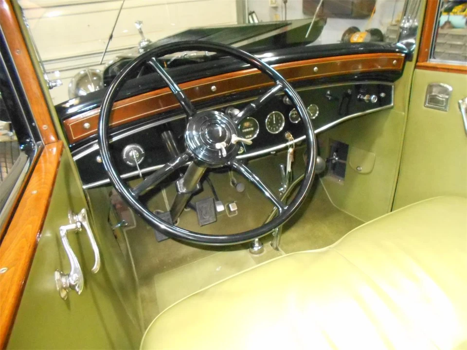 1930 Cadillac V-12 - Image 10 of 14
