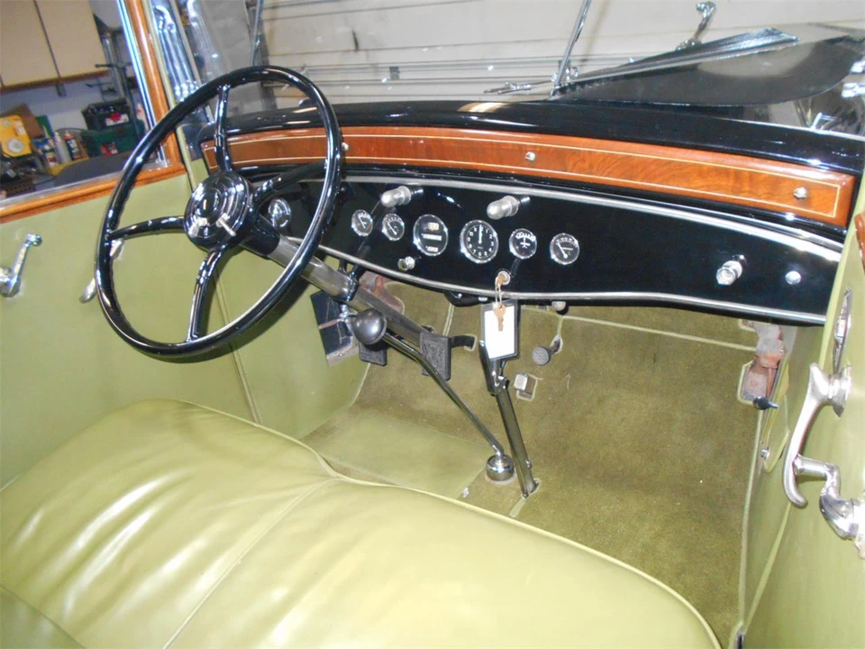 1930 Cadillac V-12 - Image 12 of 14