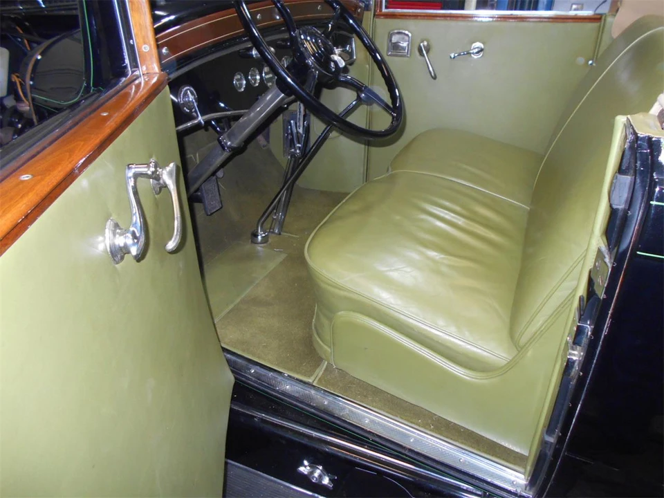 1930 Cadillac V-12 - Image 13 of 14