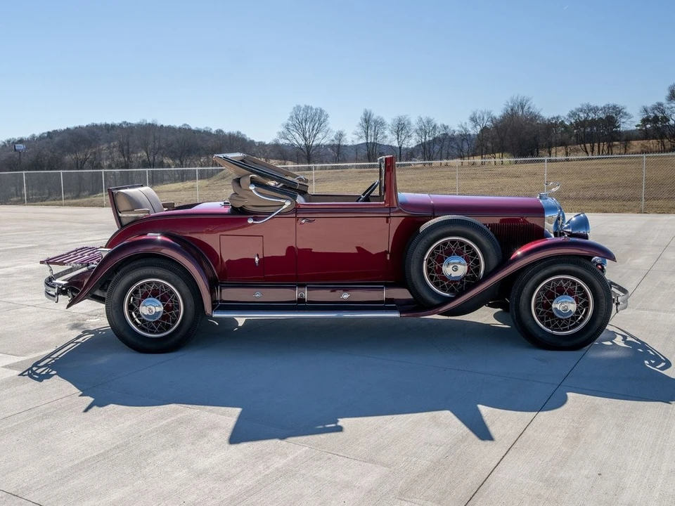 1930 Cadillac V-12 - Image 7 of 31