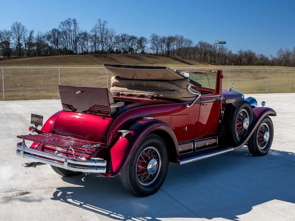 1930 Cadillac V-12 - Image 6 of 31